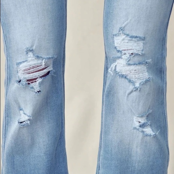 KanCan Light Wash Flares - Picture 7 of 8